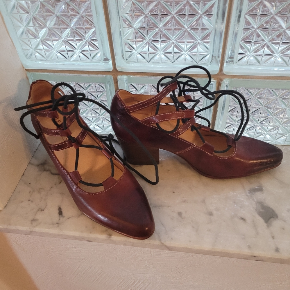 Bed Stu Turalyon lace up pump sz 7.5